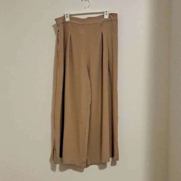 🎊🎊 SHEIN CURVE Plus Size Vacation/Cruise/Leisure 2 Piece Outfit/NWT - Size 1XL - Picture 5 of 7